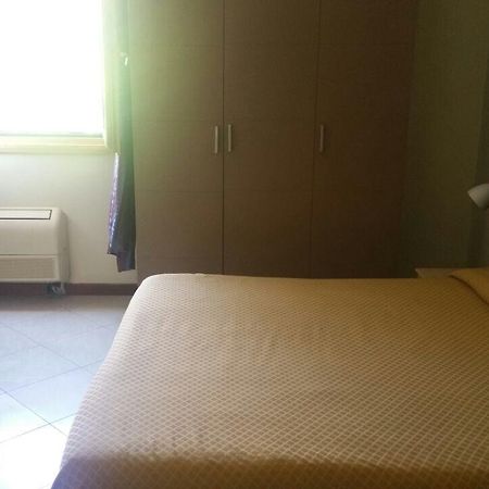 Hotel ILLI Marina di Massa Buitenkant foto