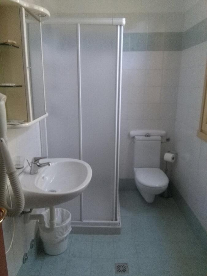 Hotel ILLI Marina di Massa Buitenkant foto